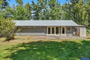 5714 Crooked Finger Rd NE, Scotts Mills, OR 97375 - Photo 43