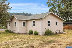 717 Main St, Lyons, OR 97358 - Photo 23