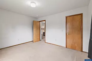 717 Main St, Lyons, OR 97358 - Photo 21