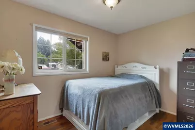 37163 Pony Ln, Lebanon, OR 97355 - Photo 17