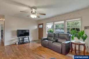 37163 Pony Ln, Lebanon, OR 97355 - Photo 7