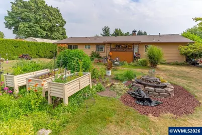 37163 Pony Ln, Lebanon, OR 97355 - Photo 29