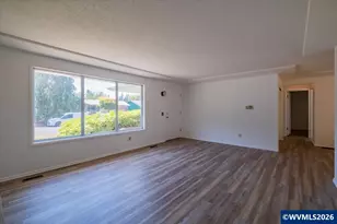 18441 SE Clinton St, Gresham, OR 97030 - Photo 9