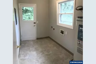 1941 Turnage St NW, Salem, OR 97304 - Photo 11