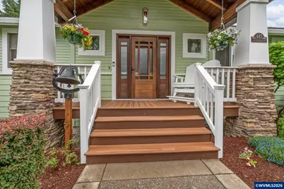447 NW Mt Mazama St, McMinnville, OR 97128 - Photo 5
