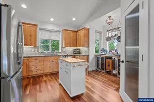 447 NW Mount Mazama St, McMinnville, OR 97128 - Photo 15