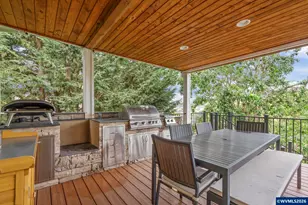 447 NW Mount Mazama St, McMinnville, OR 97128 - Photo 19