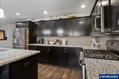 910 Grant St, Mount Angel, OR 97362 - Photo 9