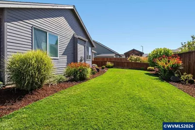 910 Grant St, Mount Angel, OR 97362 - Photo 33