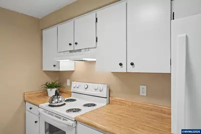 311 Kanuku St SE, Salem, OR 97306 - Photo 11