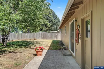 311 Kanuku St SE, Salem, OR 97306 - Photo 23