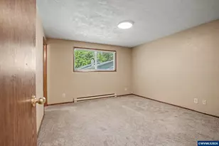 311 Kanuku St SE, Salem, OR 97306 - Photo 19