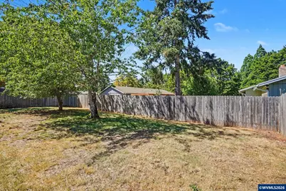 311 Kanuku St SE, Salem, OR 97306 - Photo 27