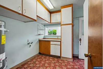 135 St Mary's Av, Mount Angel, OR 97362 - Photo 27
