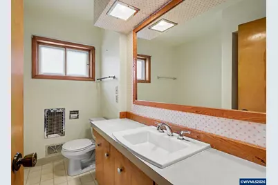 135 St Mary's Av, Mount Angel, OR 97362 - Photo 19