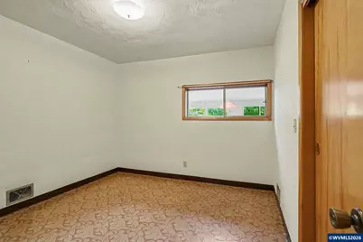 135 St Mary's Av, Mount Angel, OR 97362 - Photo 21