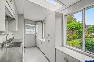 135 St Mary&apos S Av, Mount Angel, OR 97362 - Photo 29