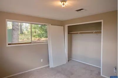 37672 Rodgers Dr, Scio, OR 97374 - Photo 13