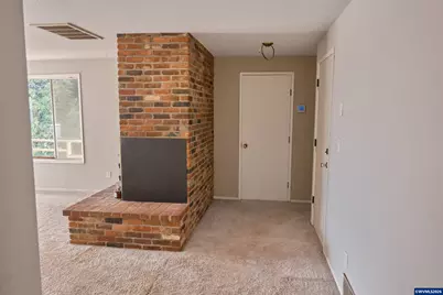37672 Rodgers Dr, Scio, OR 97374 - Photo 3