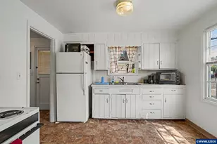 2225 Jelden St NE, Salem, OR 97301 - Photo 9
