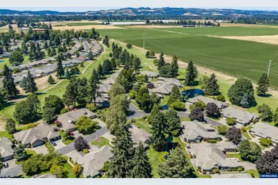 732 Castle Pines Dr N, Keizer, OR 97303 - Photo 45