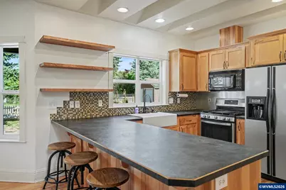 764 3rd St, Lyons, OR 97358 - Photo 17