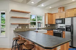 764 3rd St, Lyons, OR 97358 - Photo 17