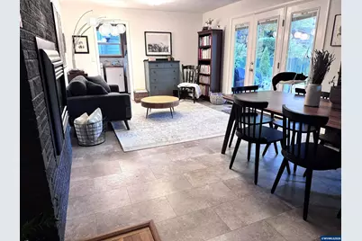 3870 Saxon Dr S, Salem, OR 97302 - Photo 7