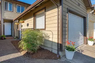 274 NE Powderhorn Dr, Corvallis, OR 97330 - Photo 1