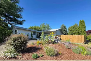 534 SE Hathaway Pl, Corvallis, OR 97333 - Photo 1