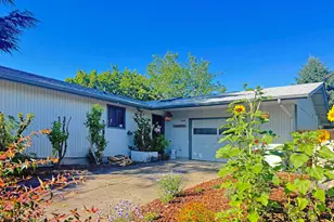 534 SE Hathaway Pl, Corvallis, OR 97333 - Photo 1