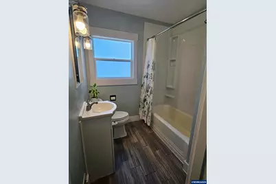 1660 Madison St NE, Salem, OR 97301 - Photo 11