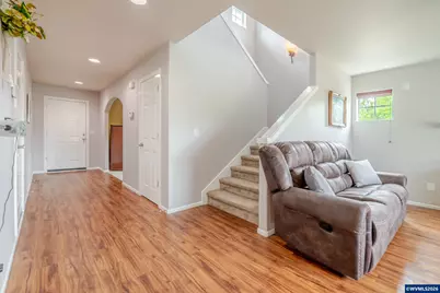 6194 Rosemarie St NE, Albany, OR 97321 - Photo 9