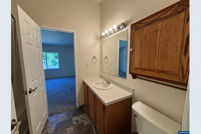 390 Montgomery St, Falls City, OR 97344 - Photo 11