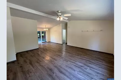 390 Montgomery St, Falls City, OR 97344 - Photo 3