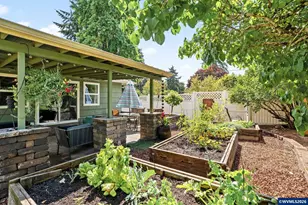 329 Moonlight Ave SE, Salem, OR 97302 - Photo 35
