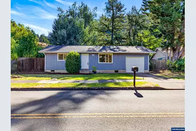4095 E Amazon Dr, Eugene, OR 97405 - Photo 1
