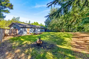 4095 E Amazon Dr, Eugene, OR 97405 - Photo 25