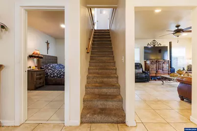 1329 Baker St NE, Salem, OR 97301 - Photo 13