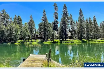 17215 Guss Ln, Bend, OR 97707 - Photo 5