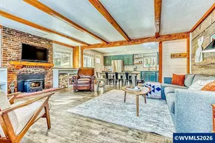 17215 Guss Ln, Bend, OR 97707 - Photo 11