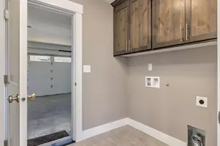 276 NE Cedar St, Sublimity, OR 97385 - Photo 21