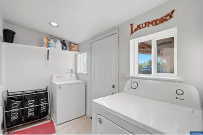 4200 Long St, Sweet Home, OR 97386 - Photo 11