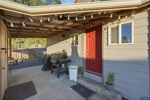 4200 Long St, Sweet Home, OR 97386 - Photo 23