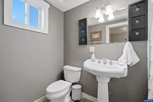 4200 Long St, Sweet Home, OR 97386 - Photo 17