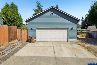 1590 SW Hill St, Dallas, OR 97338 - Photo 31