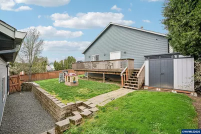 1590 SW Hill St, Dallas, OR 97338 - Photo 27