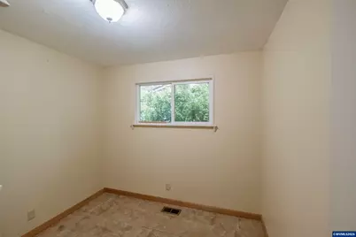 1610 NW Highland Dr, Corvallis, OR 97330 - Photo 9