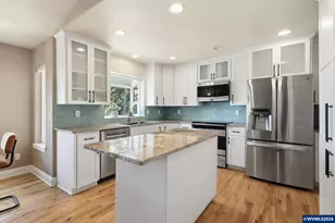 33833 Sunnyview Dr NE, Albany, OR 97322 - Photo 13