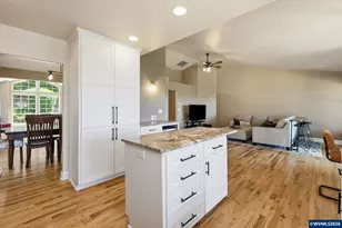 33833 Sunnyview Dr NE, Albany, OR 97322 - Photo 15